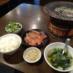 Genki Shichirin Yakiniku Gyushige Kiyose Ten - ダブル焼肉定食(ランチ)