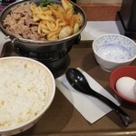 Sukiya Shibuya Maruyamacho Ten - 牛すき鍋定食 並(780円)/定食ごはん 大盛(30円)/牛すき鍋肉 2倍盛(200円)