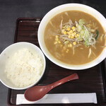 Mahalo Dining Wakuya Ten - 味噌咖哩タンメンと半ライス