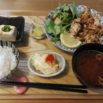 惣 - 「山田さんに教わったからあげの定食」