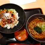 家族庵 - 鶏と野菜の山椒焼き丼セット　全景