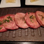 Yakiniku Inoue Hanakoganei Honten - 