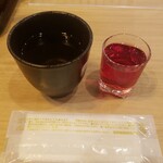 満天ノ 秀そば - 蕎麦茶、カシスジュース