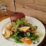 craft burger & dinning THE ROOTS - ランチ ハンバーガー