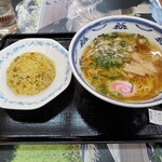 Kishiwada Service Area (Kudari Sen) - あご出汁らーめん半チャンセット980円