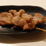 Nasuno - 上から
                        かしらあぶら串 120円
                        上たん串 150円