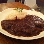 カフェアルック - 牛ホホ肉の特製赤ワイン煮カレー（900円）