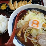 8 Ban Ramen Taikoyama Ten - 