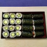 紀ノ国屋 - 【自家製】かっぱ巻き、海苔巻き(干瓢) 300円