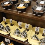 イオン - 店内、おにぎりもあります