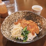 炭火ホルモン 焼肉 金丸 - 豚バラ丼