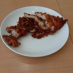 Chuka Restaurant Yoen - 鶏モモ肉の唐揚げ  ( S )