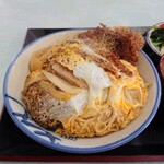 横浜軒 - かつ丼