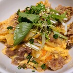 双天 - 令和3年4月 ランチタイム
            黒毛和牛ロース丼ランチ 税込880円