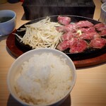 Ii chan.D1 Kinshicho BBQ Beer garden & Hamburger - ご飯のお替り無料