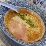 麵屋カモメ亭 - 