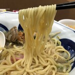 Ringer Hut Hinaga Kayo Ten - 麺リフト