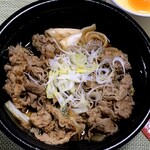 吉野家 - 牛すき鍋膳肉２倍盛りで (´ﾟ艸ﾟ)∴ﾌﾞｯ