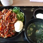 Kalbi Don to Sundubu Senmonten Kan Don Yame Ten - 温玉カルビ丼680円＋わかめスープ50円