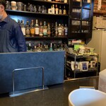 coffee&whisky kaiser - 店内