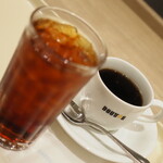 DOUTOR COFFEE SHOP Onagoya Birudingu Ten - アイスティー \255-とセットのコーヒー