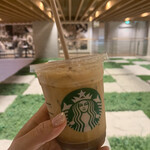 スターバックスコーヒー - ダブルトールラテシェケラート
オレンジが効いてて美味しい