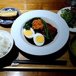 ローカル食堂 ランブロワーズ - 豚の角煮定食