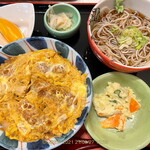 Tamagawa - Aランチ かつ丼とかけそばセット 890円