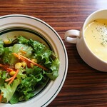 夢咲珈琲うふふ  - ランチ   プラス50円でスープとサラダ！