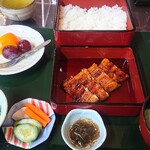 Fukurokuju - うなぎめし並。並でも結構豪華です。