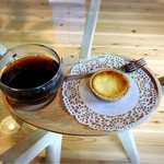 Minamata Coffee - ンゴロンゴロと北海道直送のクリームチーズタルト