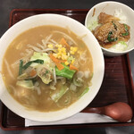 Mahalo Dining Wakuya Ten - 北の味噌ラーメンセット(焼肉丼)