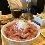 Niku Dining Mitasu - ローストビーフ丼 霜降りモモ１.５倍