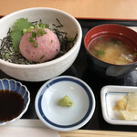 Restaurant Royal - まぐろたたき丼