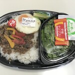 ほっともっと - 料理写真:ガパオライス　ライス大盛り（610円）