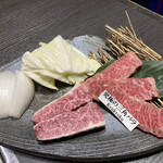 Matsusaka Gyuu Yakiniku M Nanba Ten - お肉のアップ