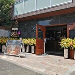 Komae Bakery MAKANA - 店舗外観