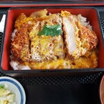 Otafuku Misato Ten - カツ重 820円