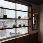 glin coffee Motomachi Ichigoten - 店内雰囲気