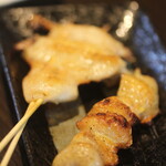 Yakitori Izakaya Hiro - 手羽先、ぼんじり