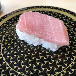 Hama Zushi Atsugi Aishiten - 大トロ￥110 その1。まぁそれなりの味。