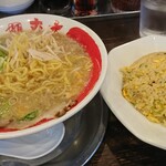 ラーメン東大 - 