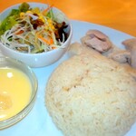 ASIAN STARS KITCHEN - 海南チキンライス(鶏飯チーファン)　￥850