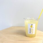 YELLOW BASE COFFEE - りんごジュース