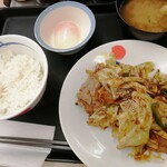 Matsuya Asakusa Azumabashi Ten - お肉たっぷり回鍋肉定食(半熟卵)ライスミニ　660円