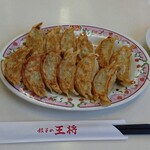 Gyoza no Osho Nigata Omi Ten - 餃子1,2枚目