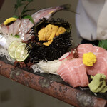 Seafood to Kamameshi no Omise Uoyoshi Tamachi Ekimae Ten - 