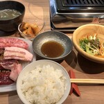 Yakiniku Namonaki Meiten e Ittou Nyuukon Ichimai Uri Yakiniku - カクテキが嬉しい。