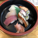 Oshokuji Dokoro Sushi Yoshi - 