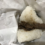 Omusubi Sankyu - 和牛の焼肉！　300円